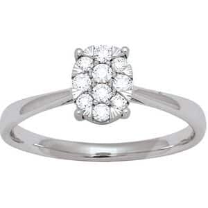 Bague or blanc 18 carats, serti illusion ovale, diamants